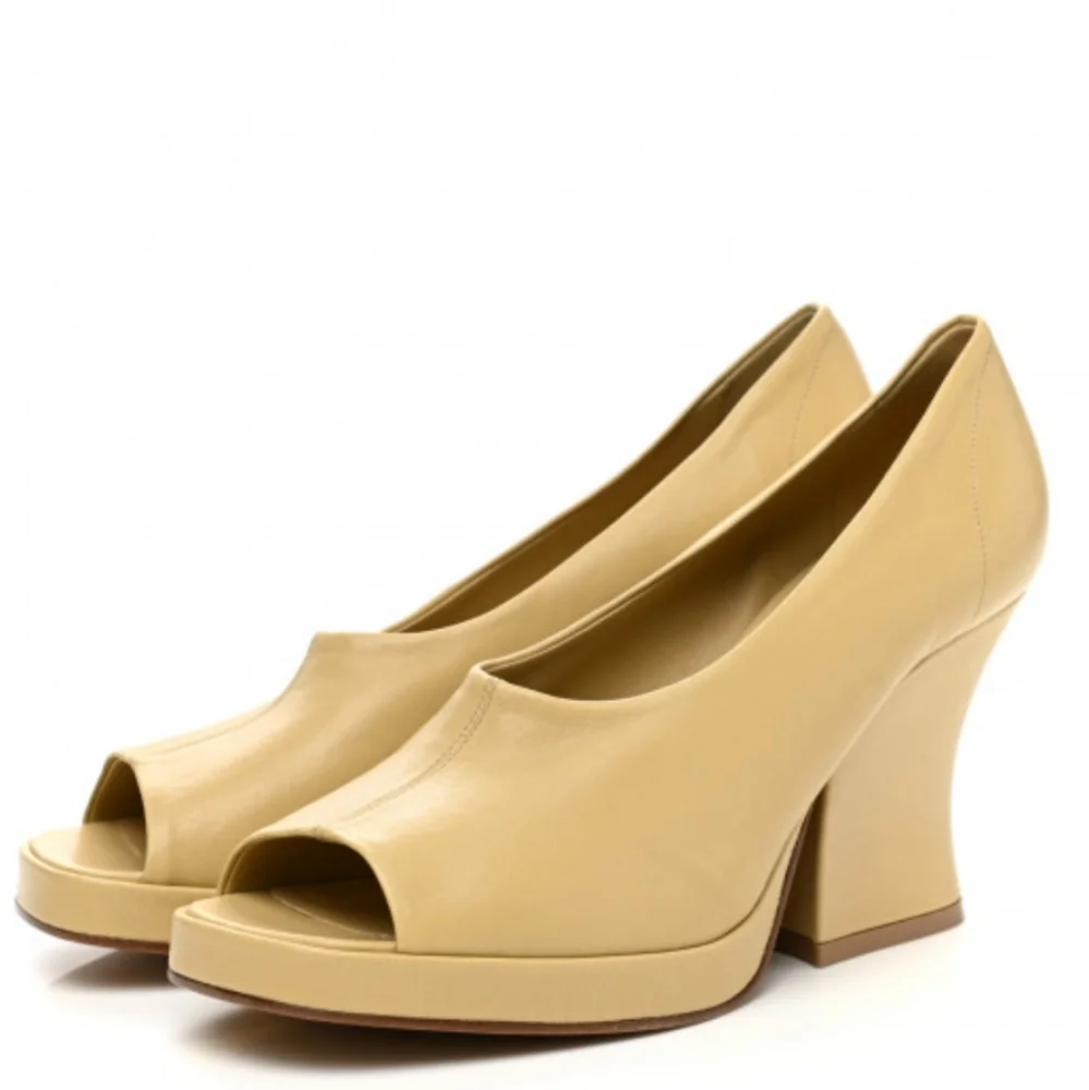 BOTTEGA VENETA Nappa Peep Toe Platform Pumps 39 Cane Sugar - Picture 1 of 8